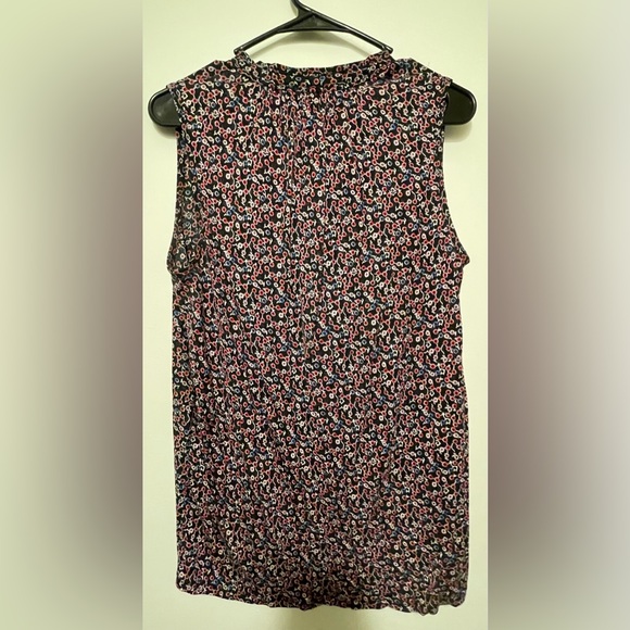 Ann Taylor Loft Sleeveless Blouse Sz.M - Picture 3 of 4